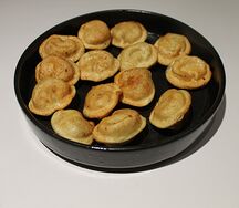 Домашние пельмени с говядиной жаренные