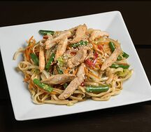 Лапша с курицей в соусе терияки