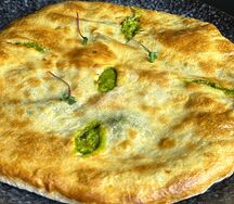 Хачапури с сыром и шпинатом