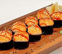 Запеченный острый с крабом