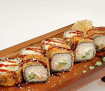 Горячий ролл с крабом