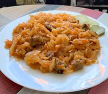 Капуста тушеная со свининой
