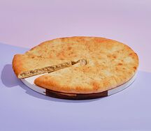 Осетинский пирог 30 см с курицей и грибами