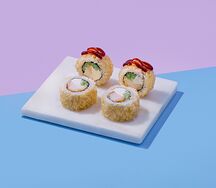 Ролл с курицей в соусе унаги 1/2