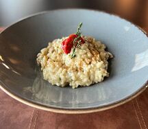 Ризотто с белыми грибами и трюфельным соусом