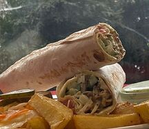 Шаверма в лаваше с овощами