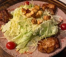 Салат Цезарь с курицей