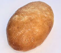 Пирожок с яблоком