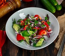 Салат овощной по-грузински