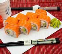 Ролл фирменный Филадельфия De Luxe