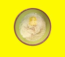 Каша рисовая с корицей и свежими ягодами