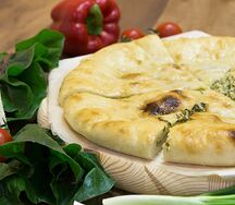 Пирог с с сыром и листьями свеклы