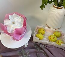 Комбо №1 Творожный кулич с цукатами и кейк-попсы Цыпы