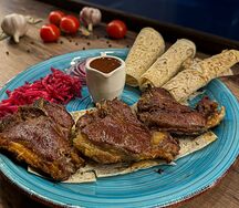Шашлык из баранины на кости