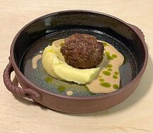 Мясная котлета с пюре