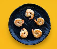 Креветки, обжаренные со специями