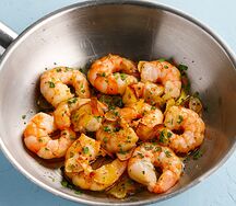Креветки с чесноком