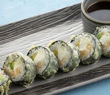 Ролл темпура с гребешком и мятным унаги