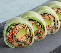 Фирменный ролл с угрем