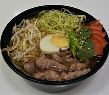 Суп с домашней лапшой и говядиной