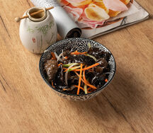 Салат из древесных грибов Моэр