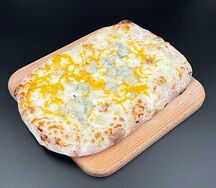 Пицца римская 4 сыра