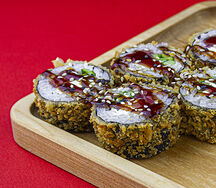 Ролл в темпуре Тунец