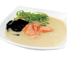 Сливочный суп с лососем