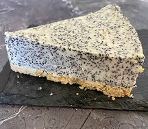 Чизкейк маковый