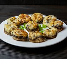 Шампиньоны в творожном сыре