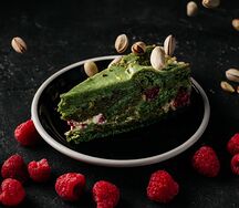 Торт Фисташковый с малиной