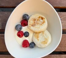 Сырники со сметаной