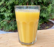 Свежевыжатый апельсиновый сок