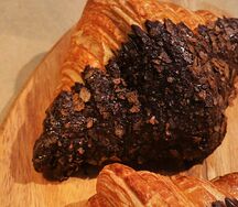 Шоколадный круассан