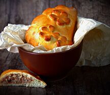 Кулебяка с картофелем и печенью