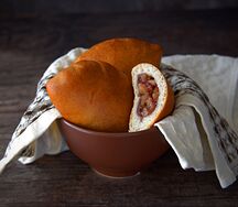 Пирожок яблочный