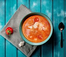 Том ям с королевскими креветками острый