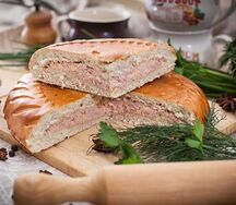 Пирог с ветчиной и сыром