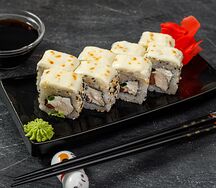 Ролл фирменный Чикен Чизз