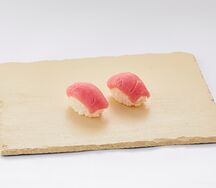 Нигири с тунцом