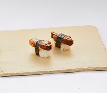 Нигири с японским омлетом