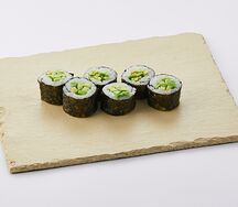 Маки Фила с авокадо