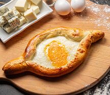 Хачапури по-аджарски