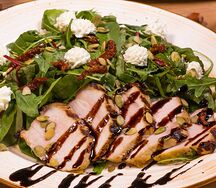 Салат с индейкой