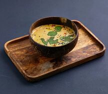 Тайский суп с цыпленком и стеклянной лапшой