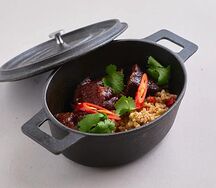 Телячьи щечки с гречотто и печеным перцем