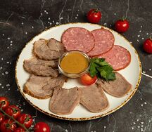 Мясное ассорти
