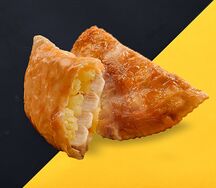 Чебурек с курицей, картофелем и сыром моцарелла 