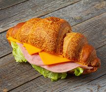 Фреш-круассан с ветчиной и сыром