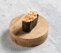 Суши spicy с креветкой